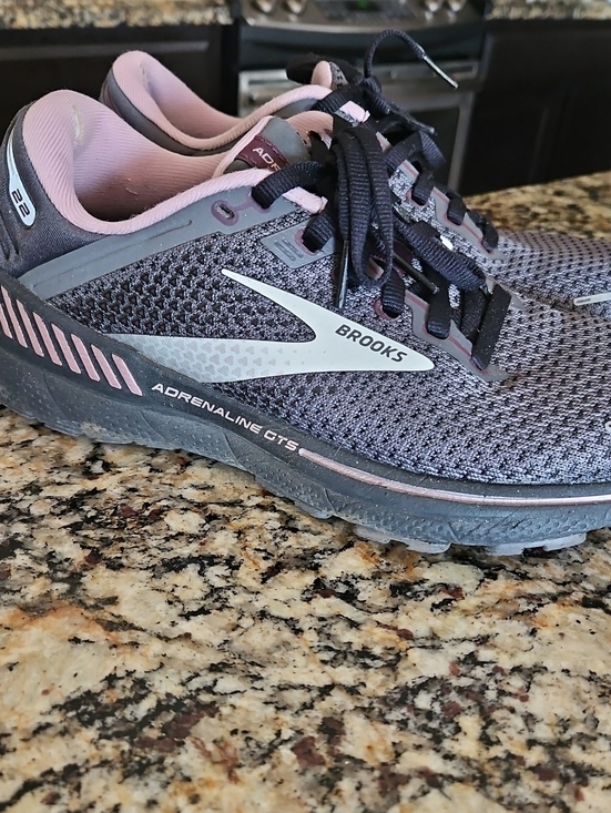 Brooks Shoes - Brooks Adrenaline GTS 22 Women’s Running Shoes Gray with Pink/Lavender Womens 8
